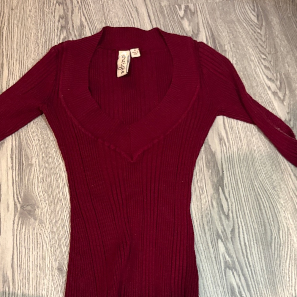 Energie Burgundy V-Neck Sweater